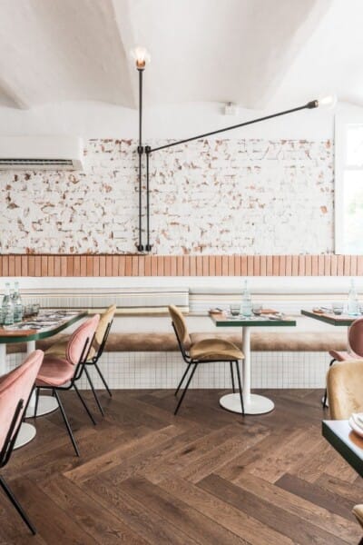 Patterns with herringbone floors